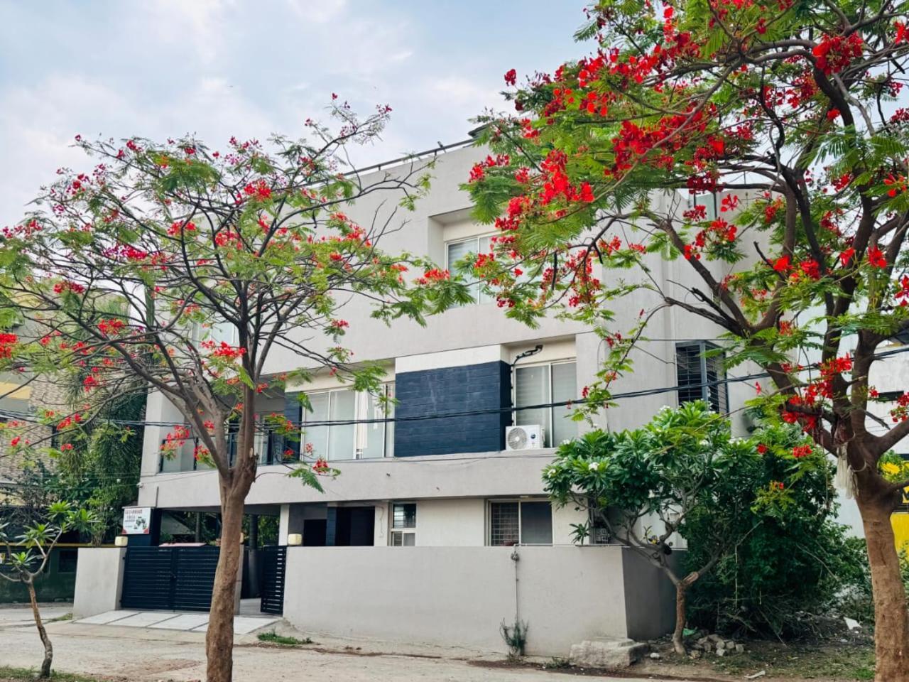 Gulmohar Villa Indore Exterior photo